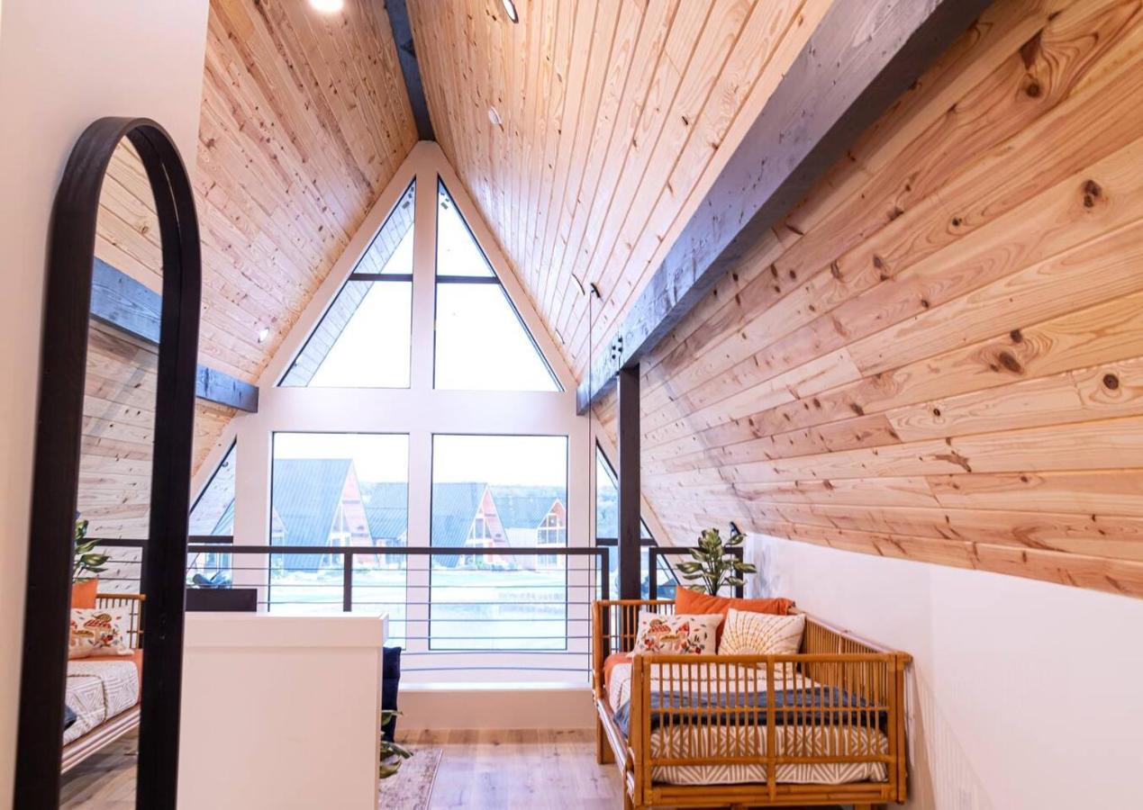 Gruene Daze Chalet - Stylish Aframe - Escape The Ordinary 新布朗费尔斯 外观 照片