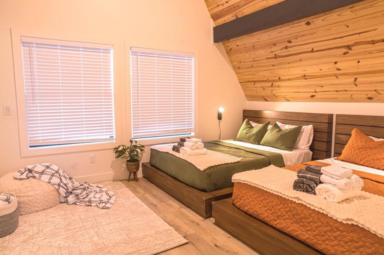 Gruene Daze Chalet - Stylish Aframe - Escape The Ordinary 新布朗费尔斯 外观 照片