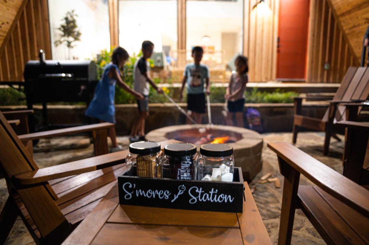 Gruene Daze Chalet - Stylish Aframe - Escape The Ordinary 新布朗费尔斯 外观 照片